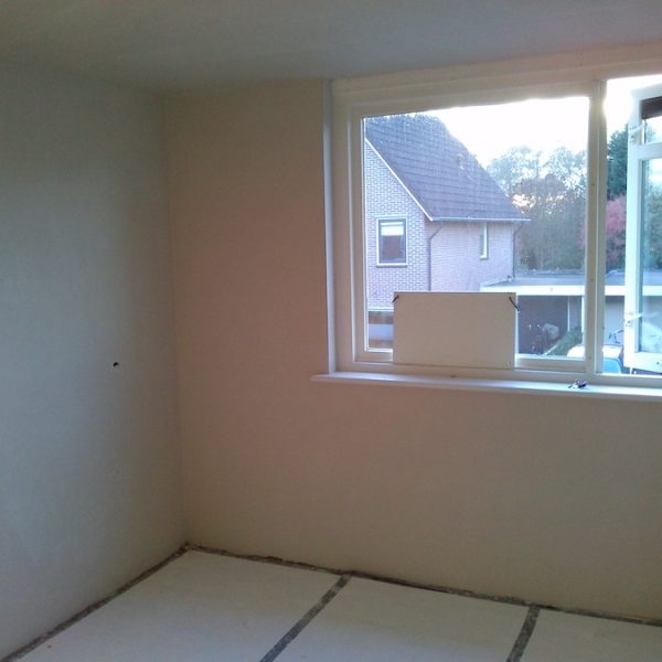 Slaapkamer stukadoren – Veenendaal